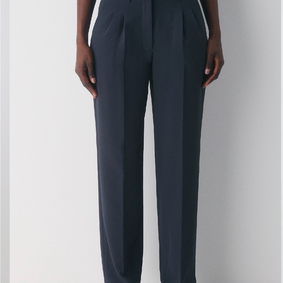 Aritzia Navy Effortless Pant- Curve Fit, 8 - Picture 3 of 8
